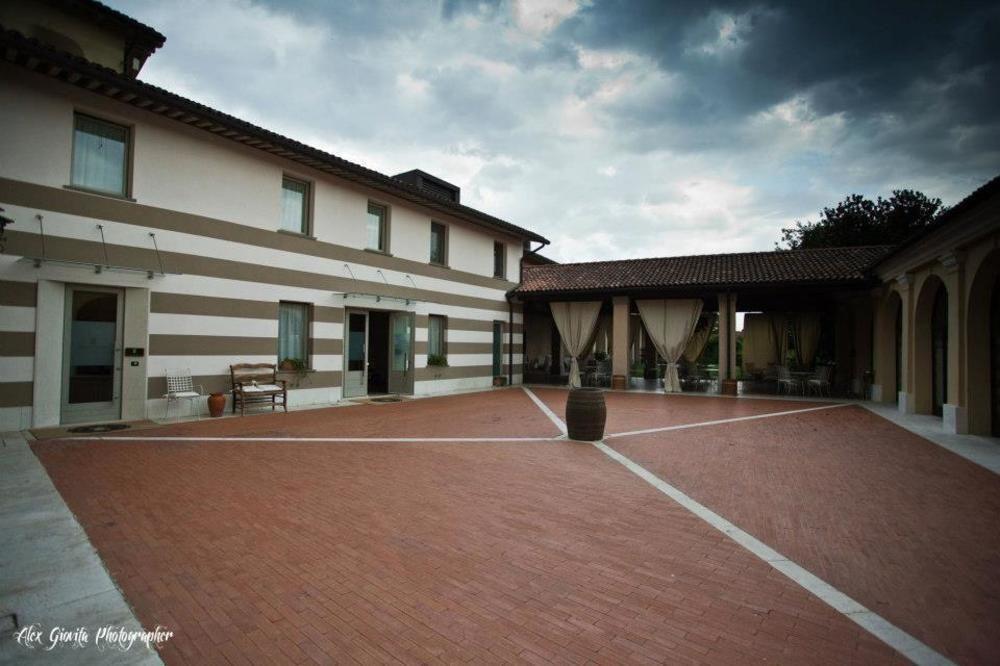 Borgo Santa Giulia Villa Corte Franca Buitenkant foto